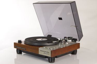 Купить Виниловый проигрыватель MARANTZ 6300