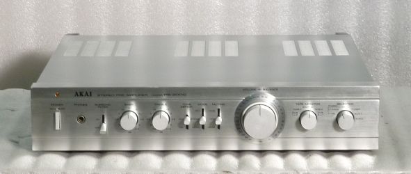 Купить Предварительный усилитель AKAI PS-200C