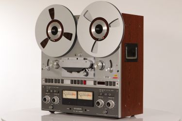 Купить Катушечный магнитофон STUDER B67