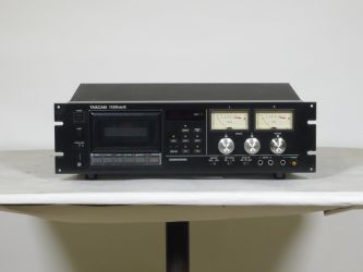 Купить Магнитофон (кассетная дека) TASCAM 112RMKII