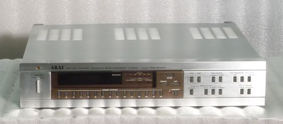 Купить Радиоприёмник / тюнер AKAI PS-200T