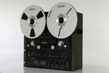 Купить Катушечный магнитофон TASCAM 3030